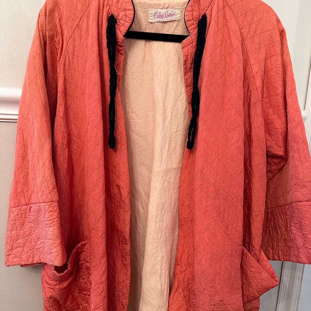 Vintage 1950s Evelyn Pearson Lounge Coat